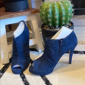 NineWest Navy Suede Stiletto Peep-Toe Booties BNWT